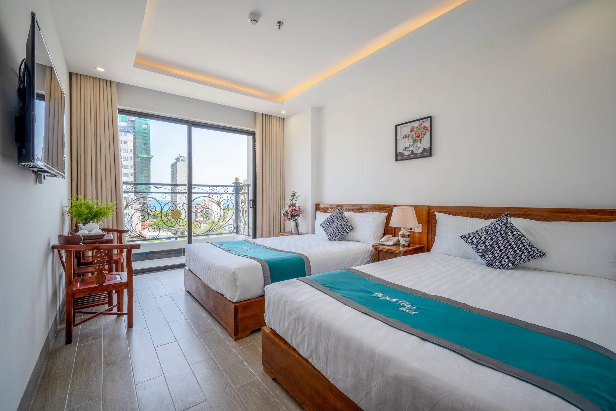 Deluxe Twin With Balcony