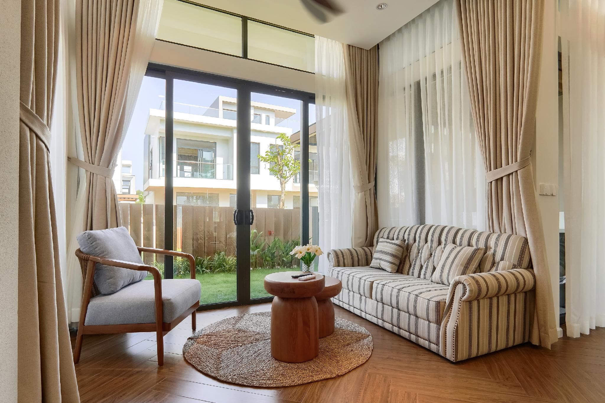 Villa - 4 Bedroom - 4BR Villa with Garden
