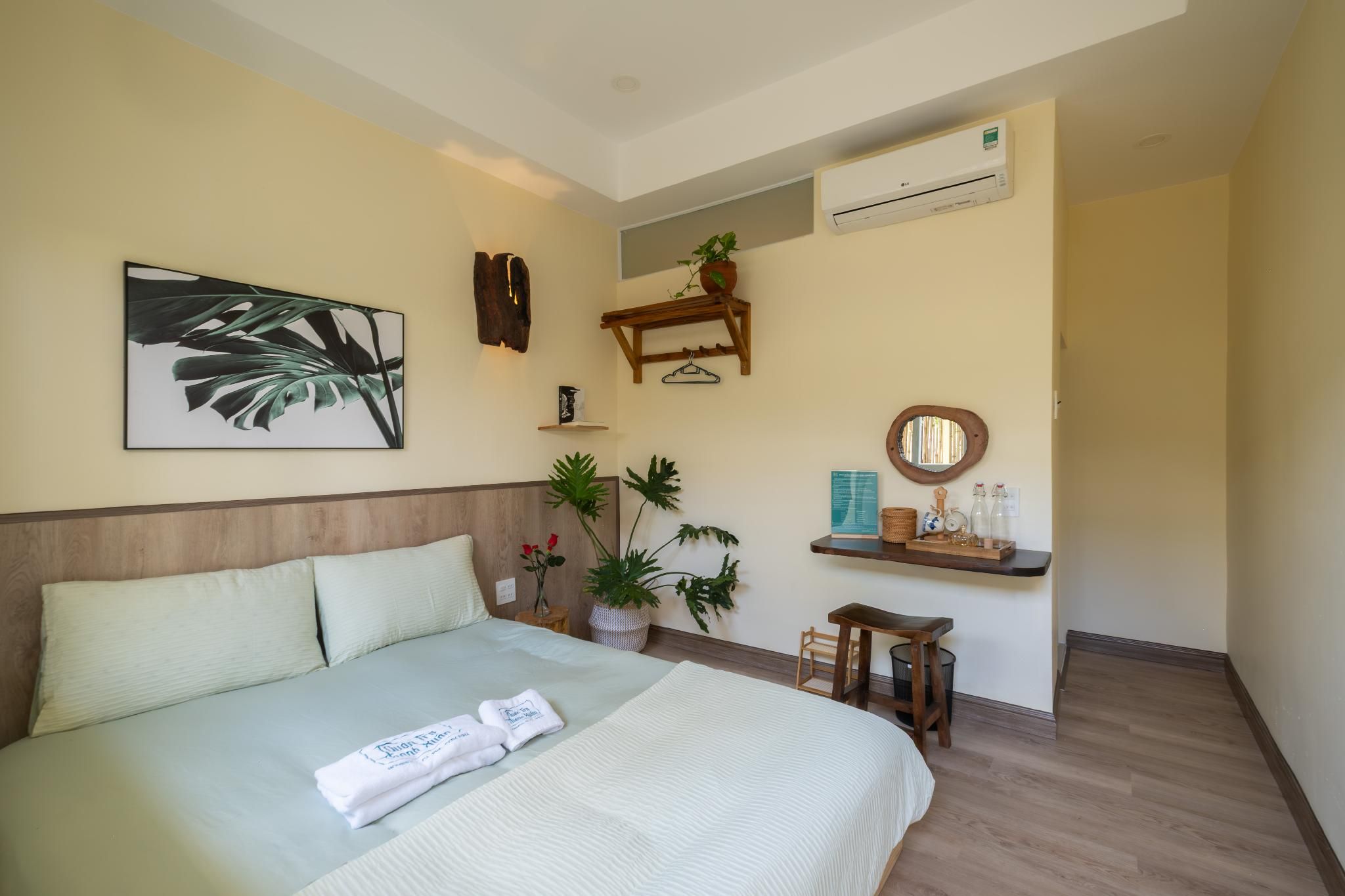 Double Room 2
