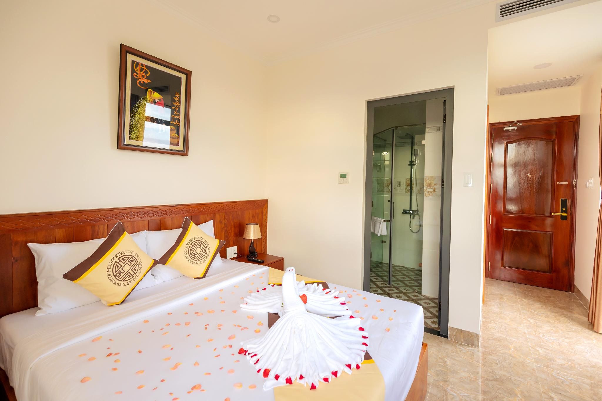 Deluxe Sea View - Newly Renovated