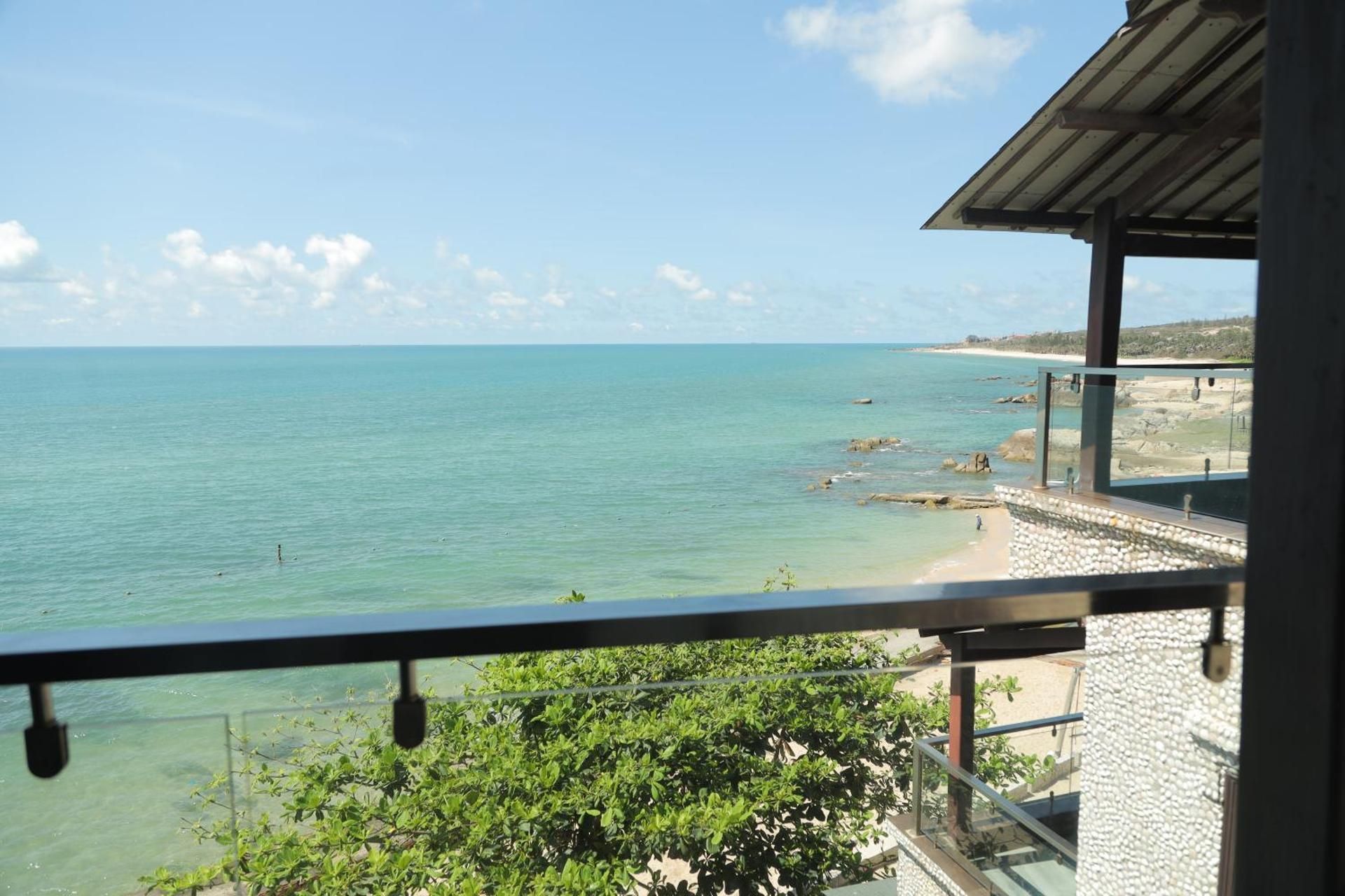 Family Room with Sea View
