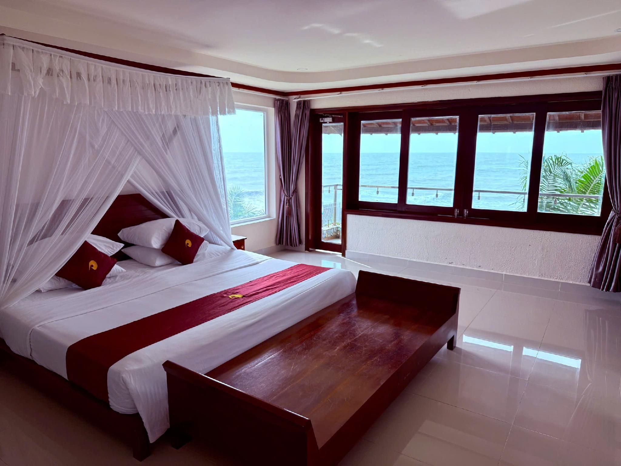 Deluxe Beach Front Double
