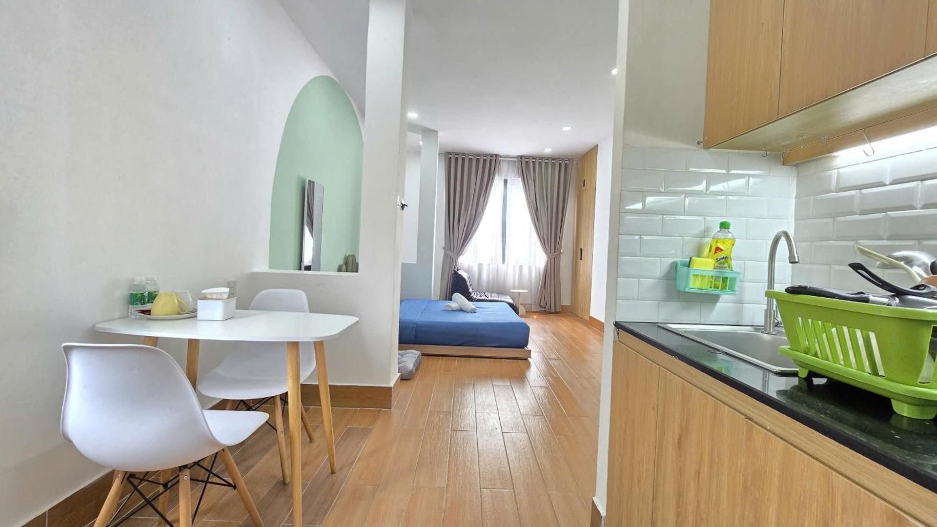 One-Bedroom Apartment With City View