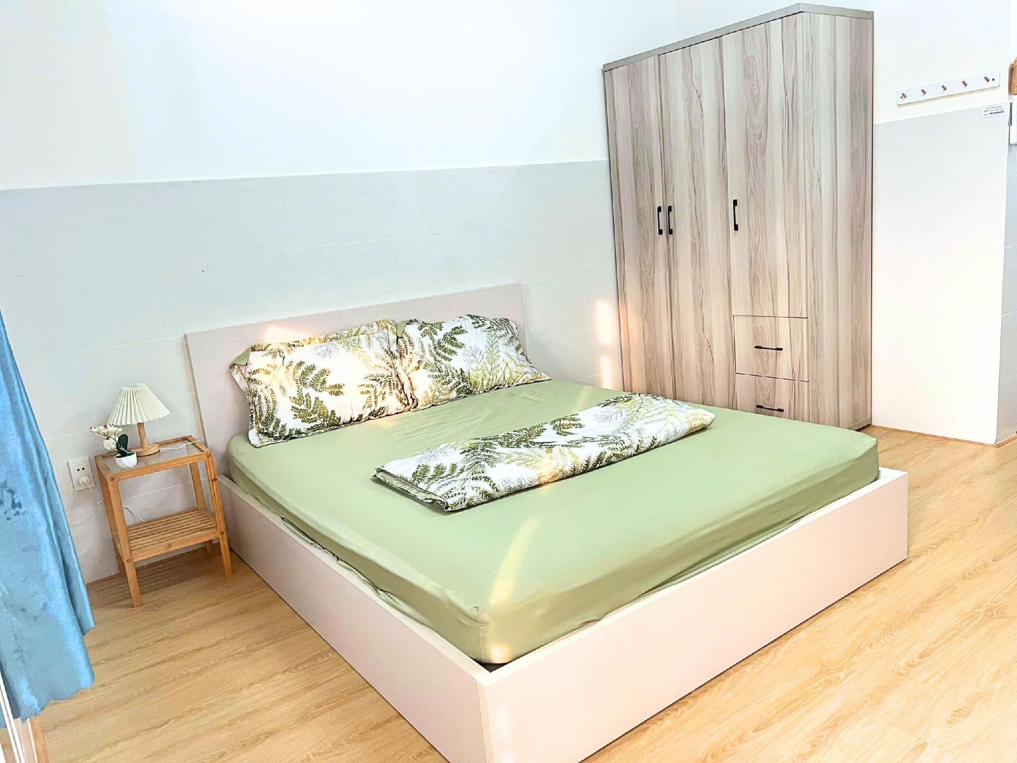 Standard - 1 Double Bed with Balcony