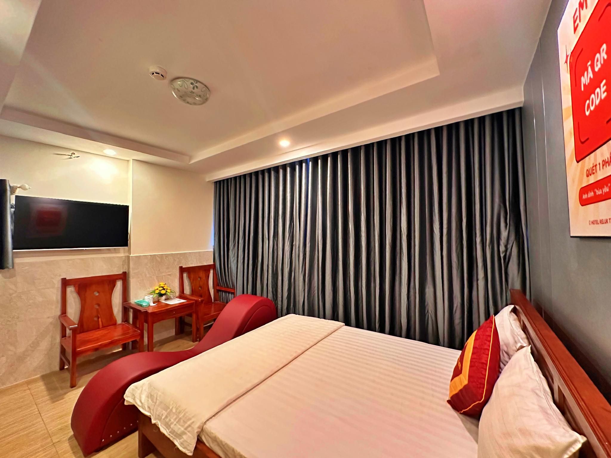Double - Room With A Large Bed For 2 People