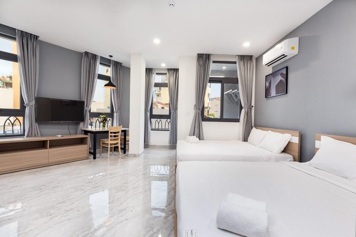 Apartment 2 beds-Balcony-Near Airport
