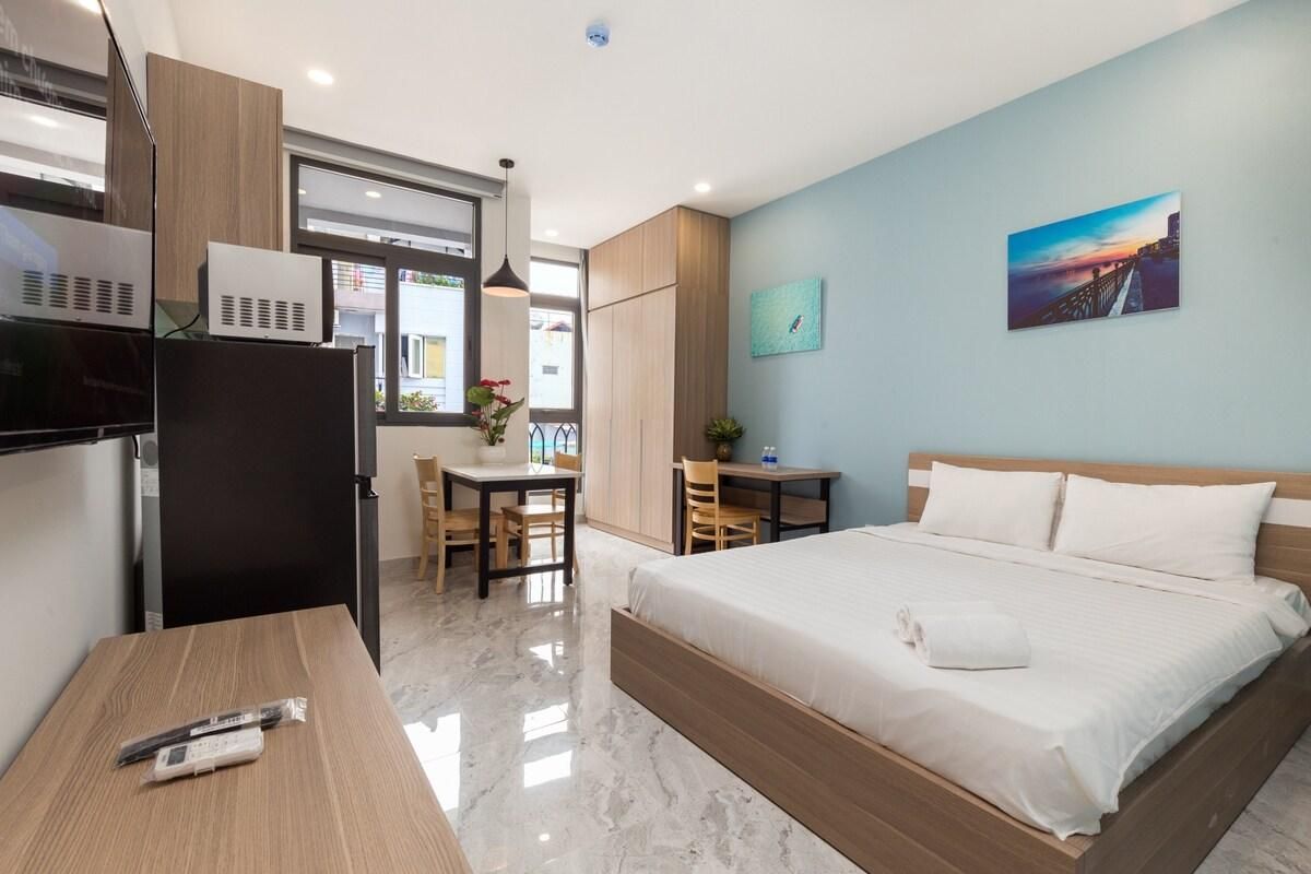 Studio 2 pax & balcony-Near Airport-Phu Nhuan dist