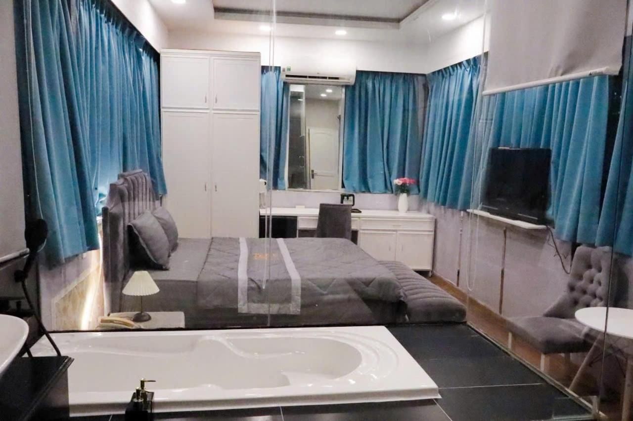 LAI HOTEL Deluxe Double Room with Bath 2