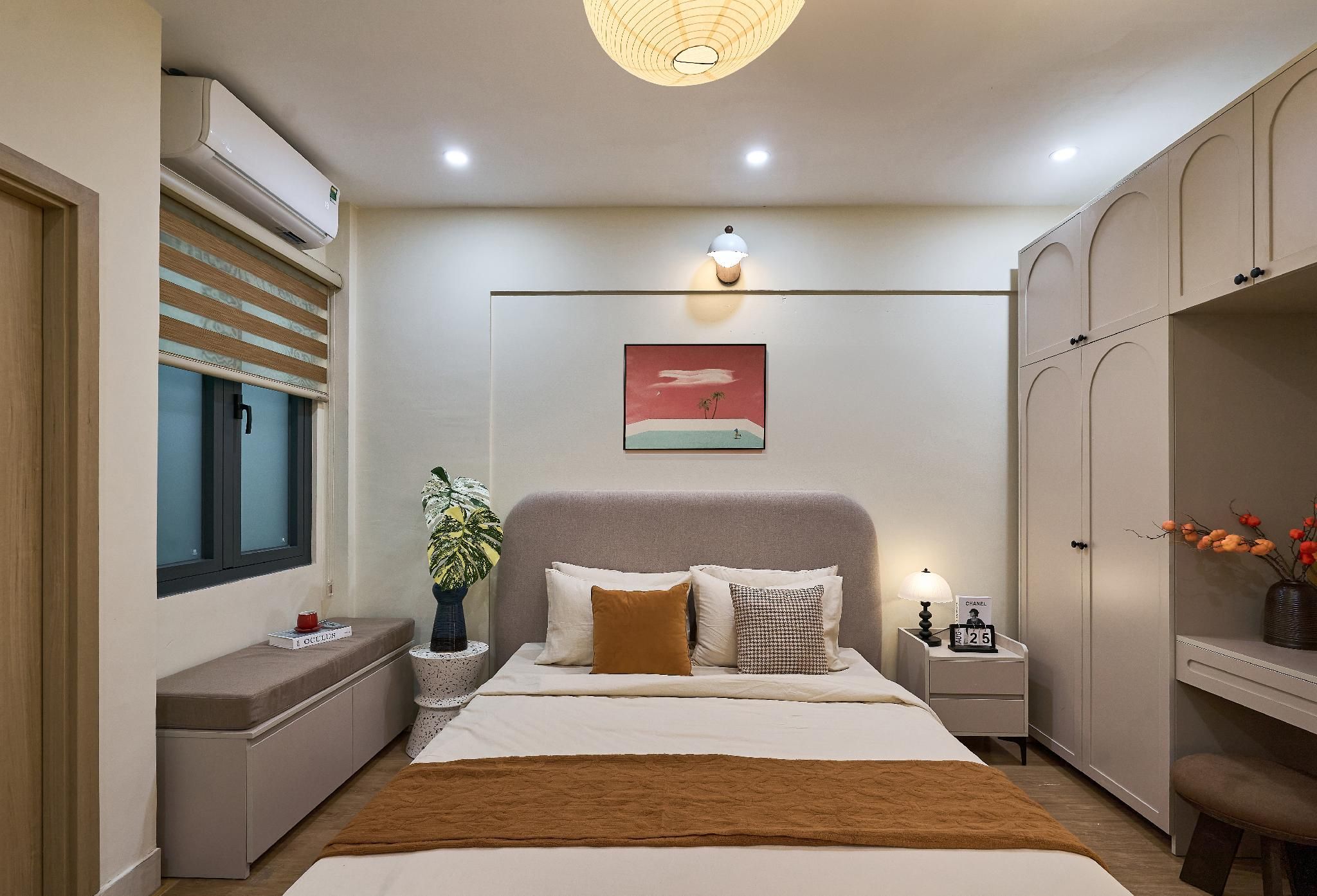 Standard - 1 Queen Bed, Non-Smoking