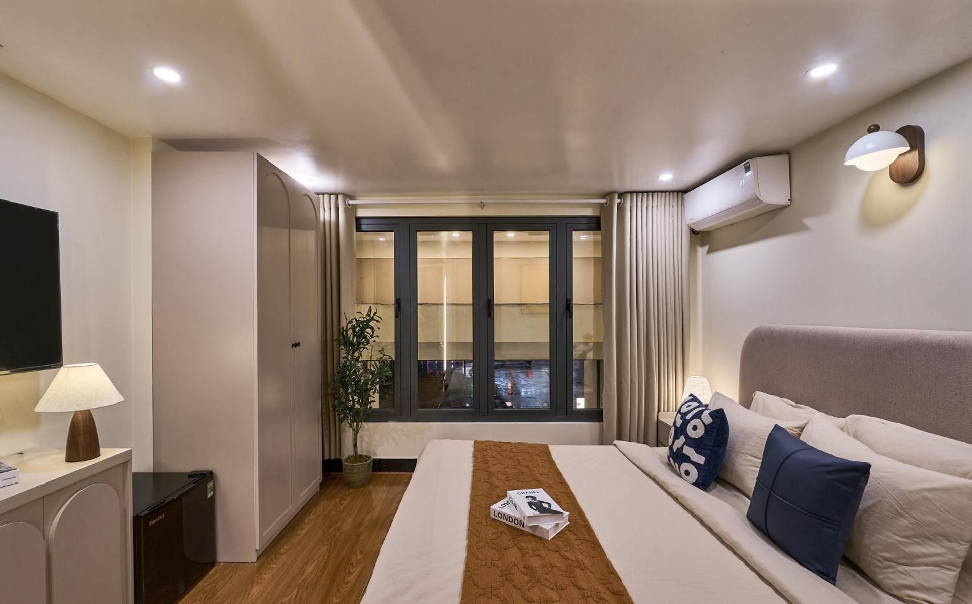 Deluxe Double Room with Castle View