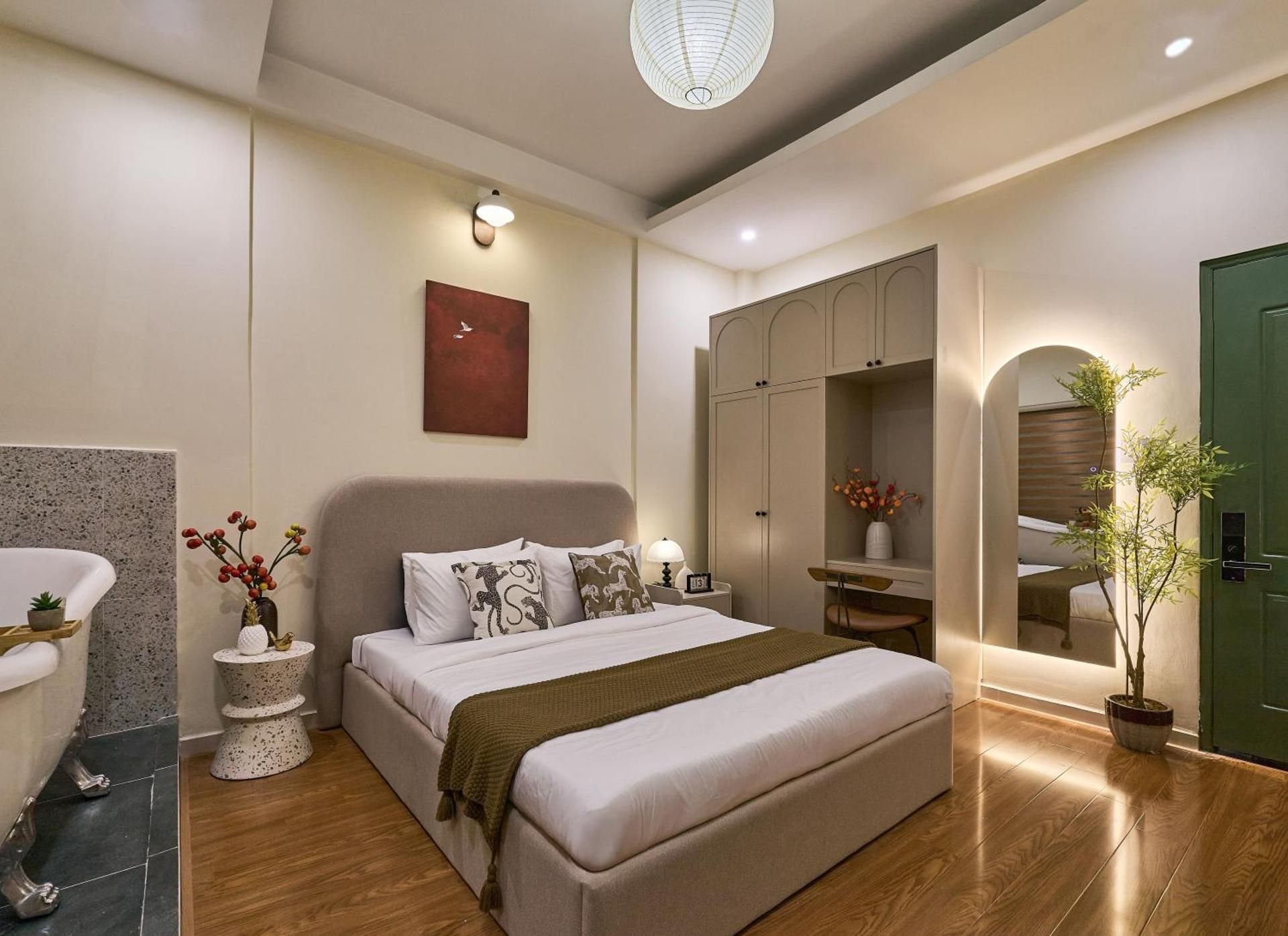 King Room with Spa Bath