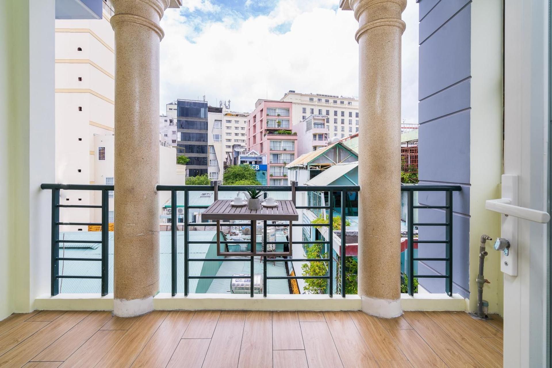 Junior Suite with Balcony