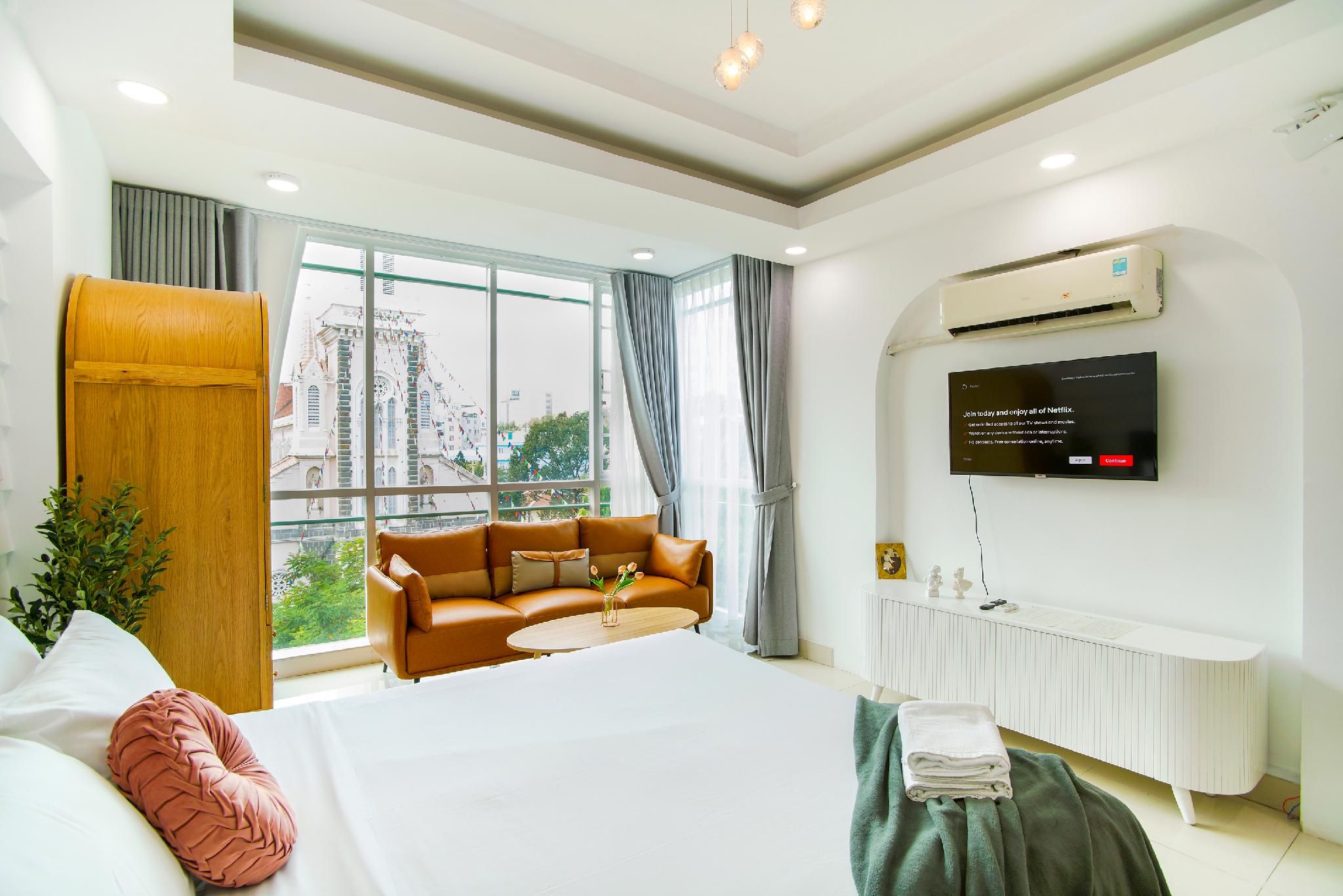 Studio Apartment