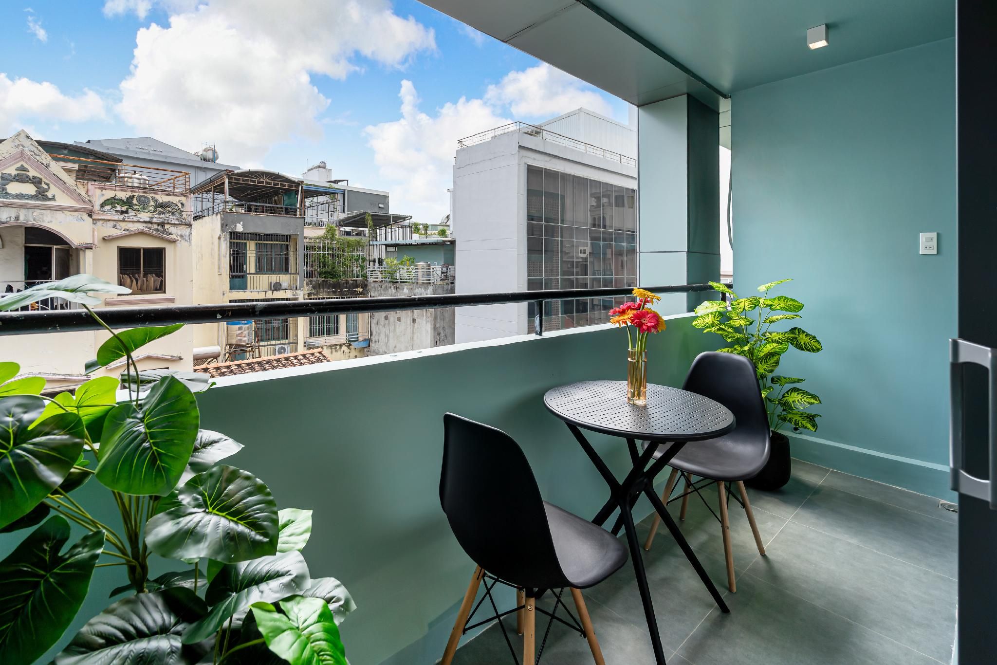 Superior Queen Room with Balcony