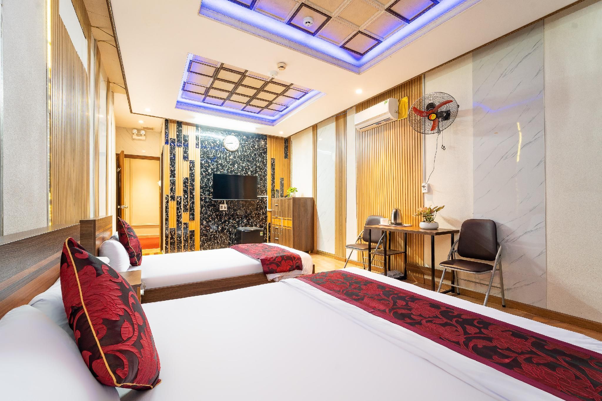 Triple Room - 1 Double Bed and 1 Single Bed