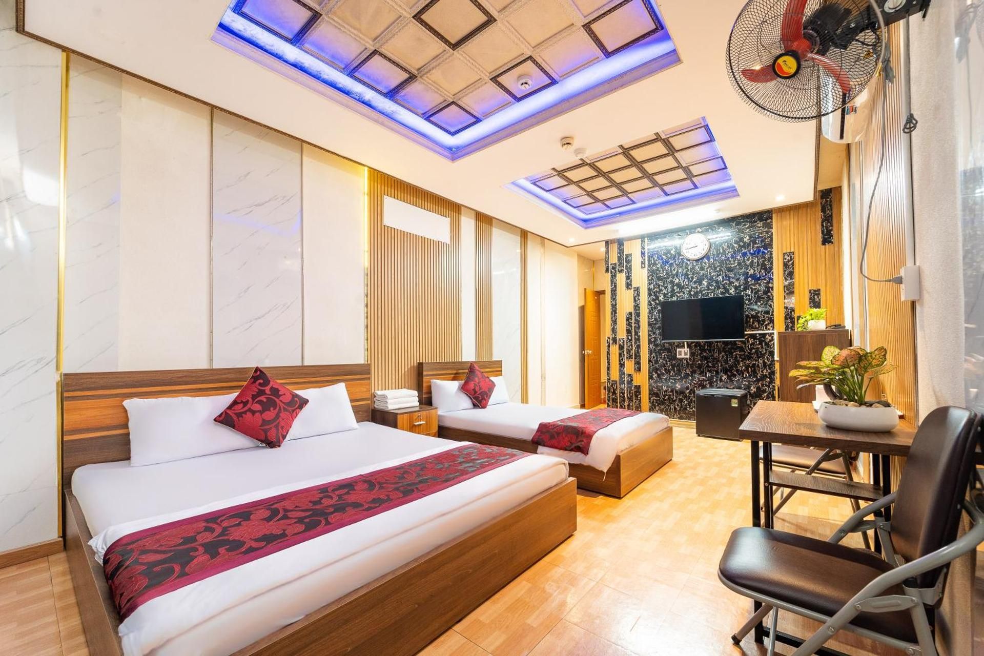 Triple Room