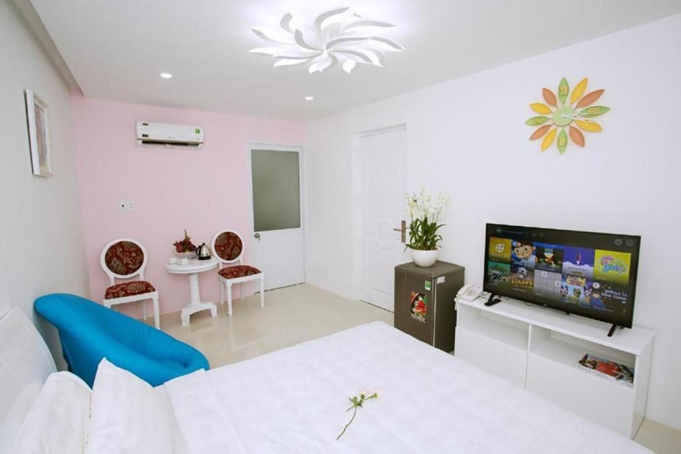 Deluxe King - No View