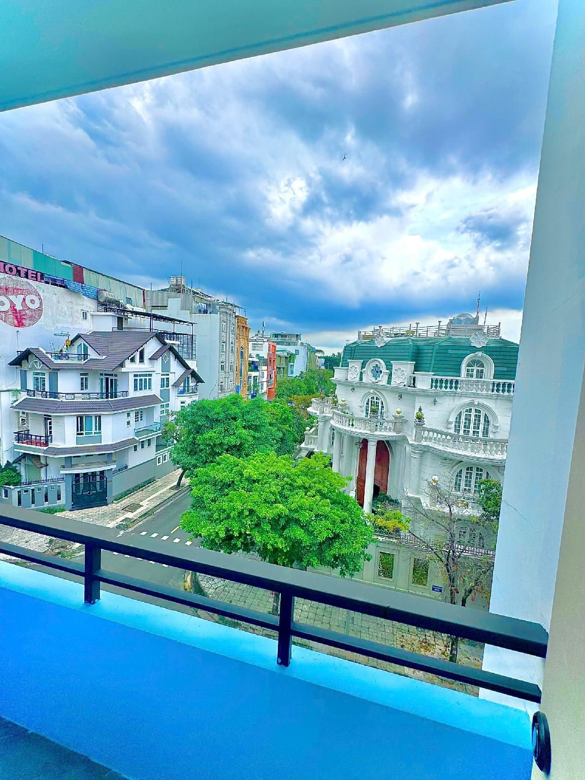 Balcony King Room