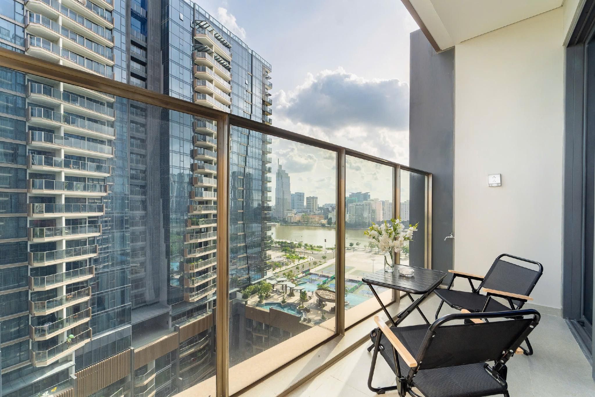 Imperial Condotel  Metropole -  Somiluxstay 2 Bedroom Deluxe 2