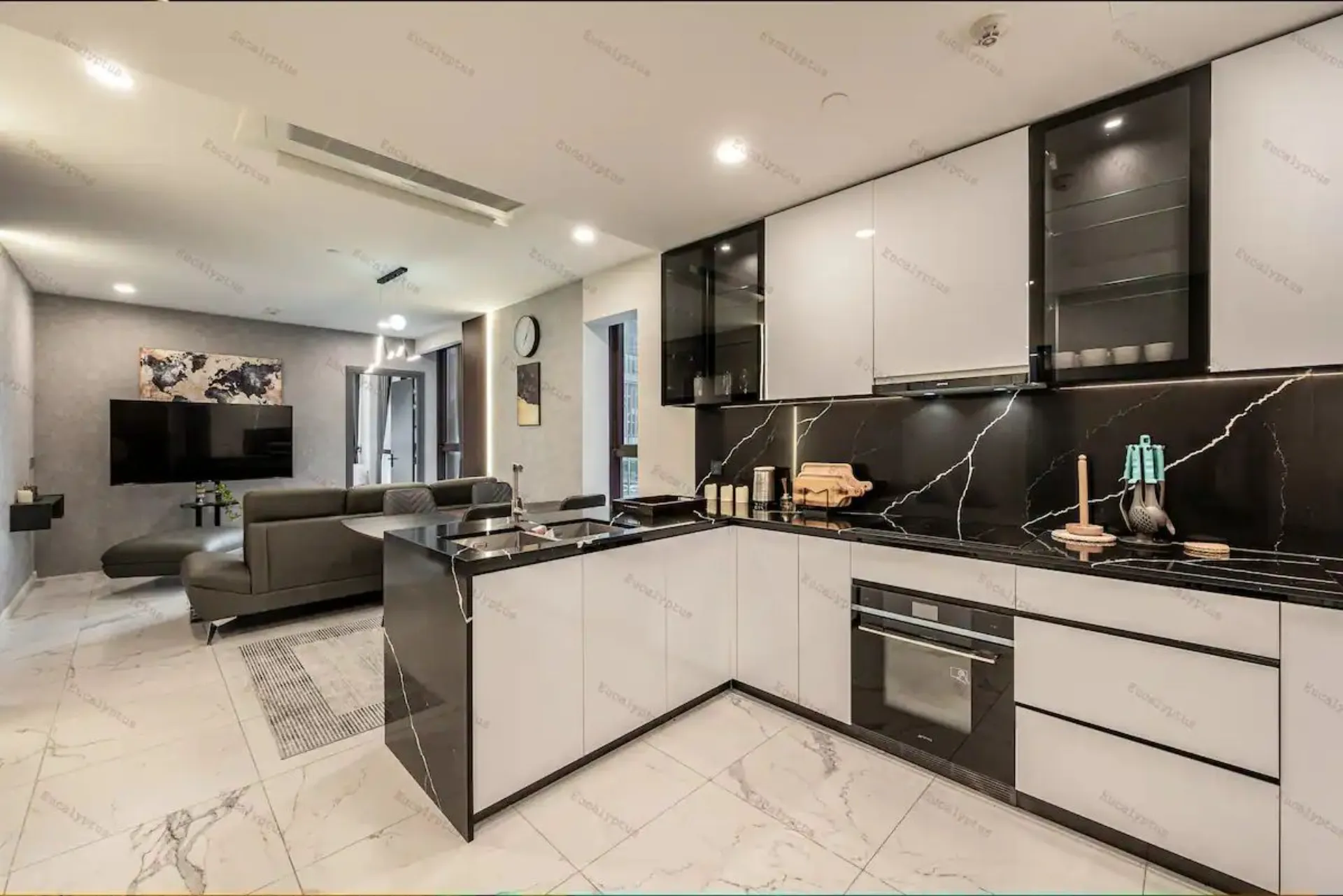 4 Bedroom Apartment