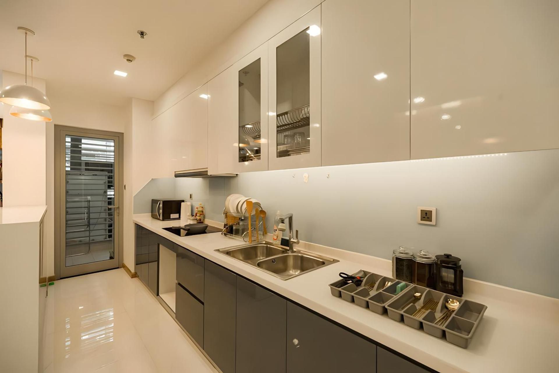One-Bedroom Apartment - Non-Smoking
