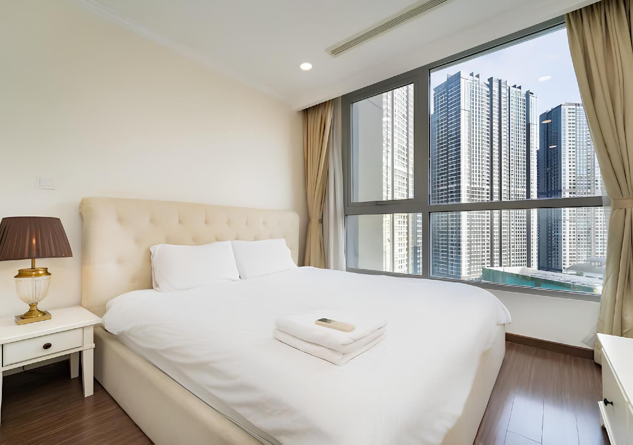 2 Bedroom Apartment, Balcony