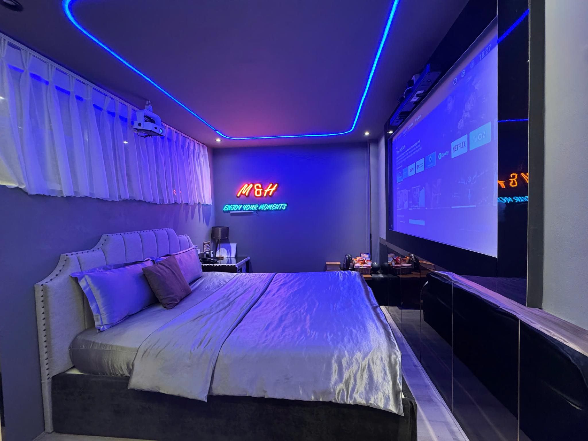 Window Room