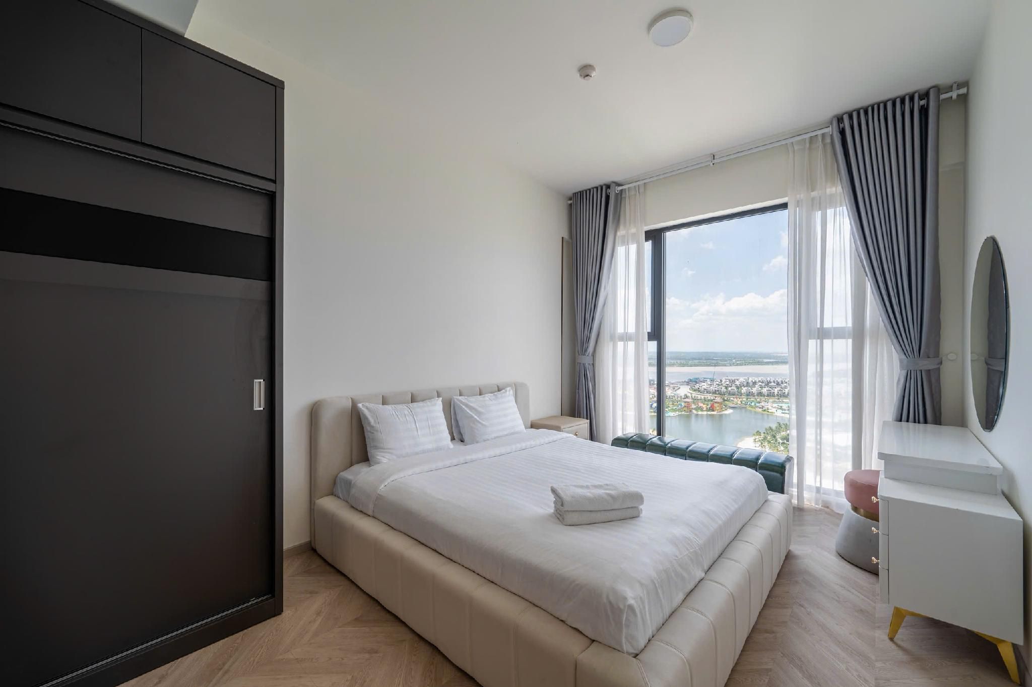 3-Bedroom Residence