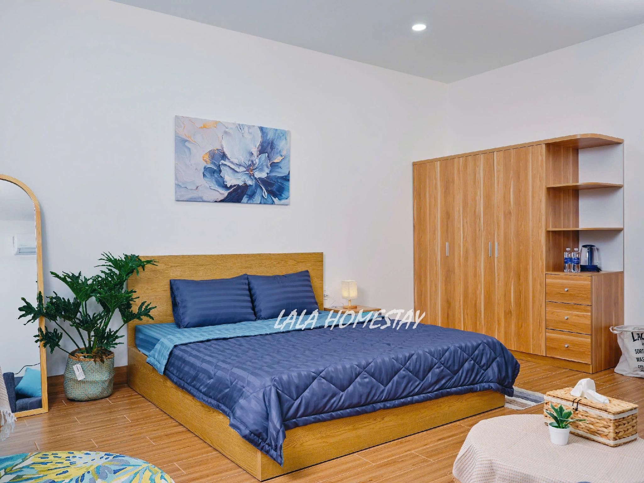 Là lá  Vinhomes Grand Park - 302