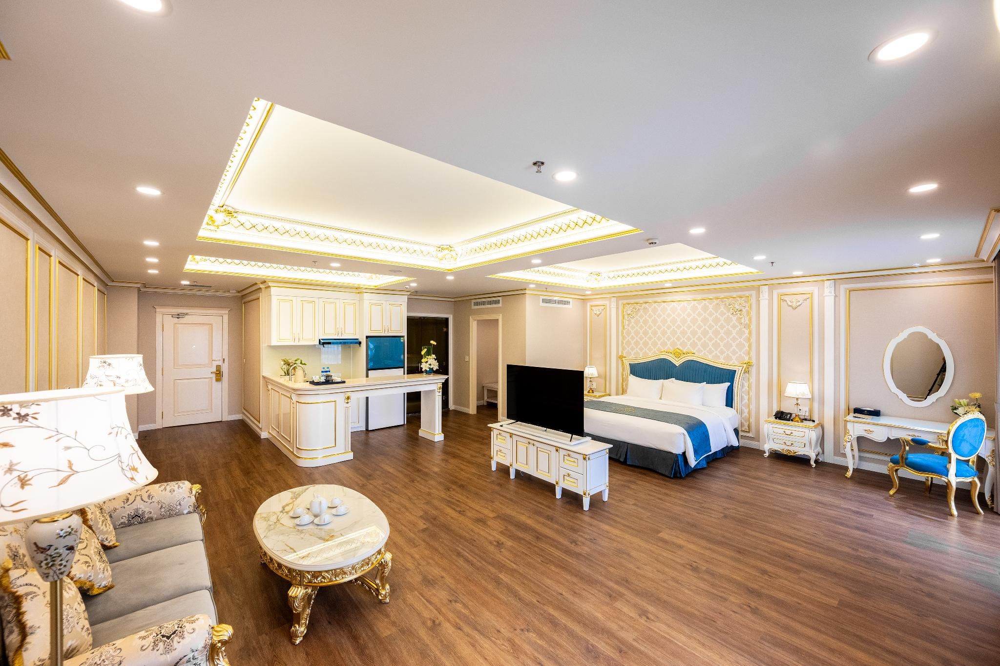 Grand LaChateau King