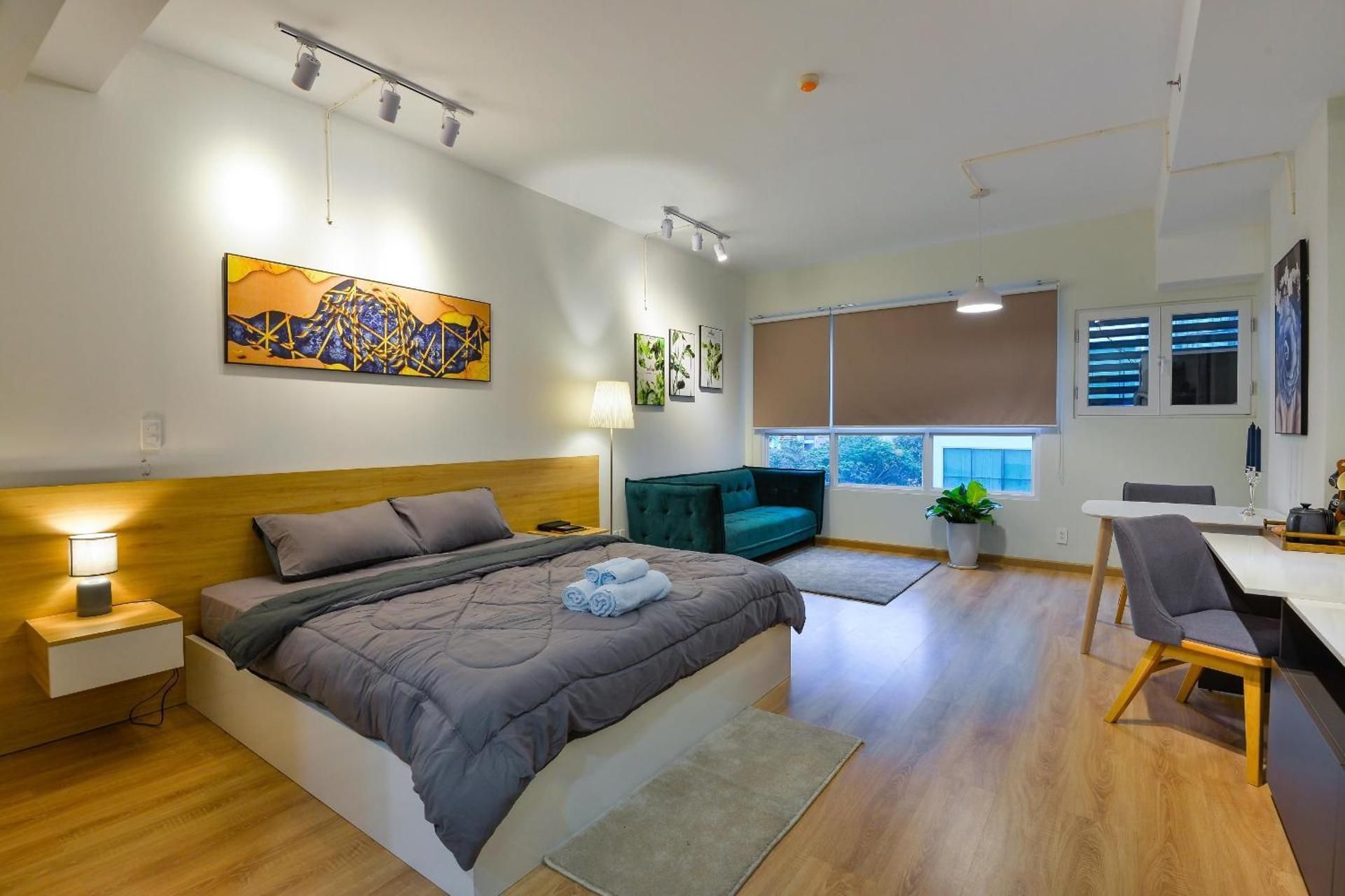 One-Bedroom Apartment