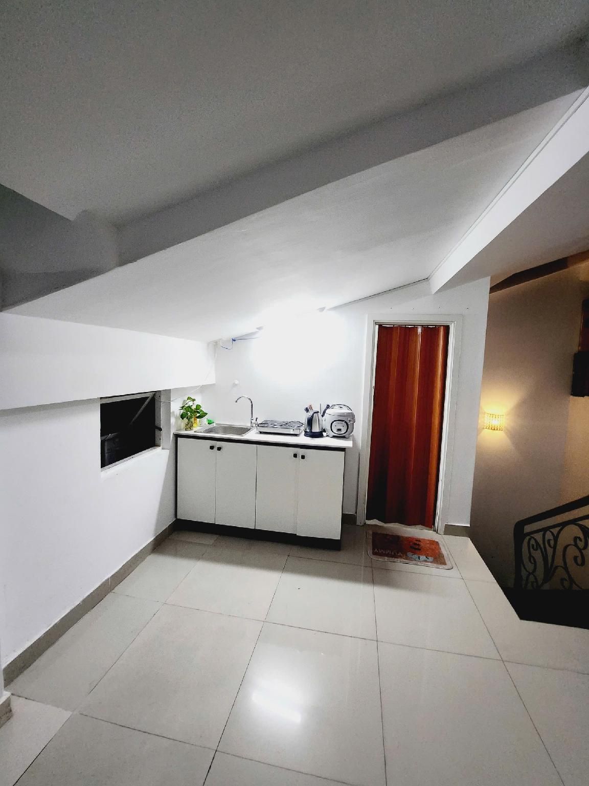 Top Floor Apartment with Large Terrace