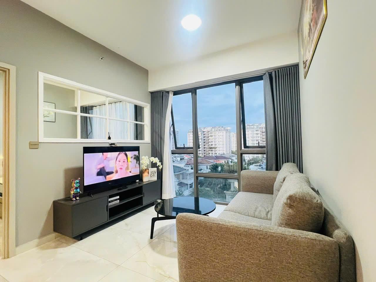 1-Bedroom Luxury Apartment