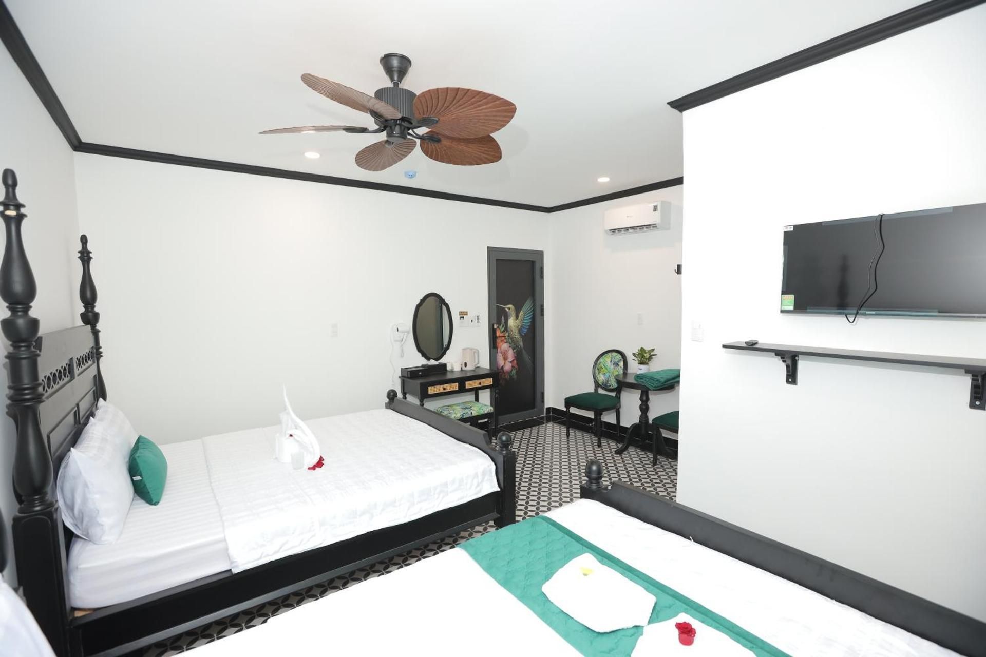 King Room with Two King Beds