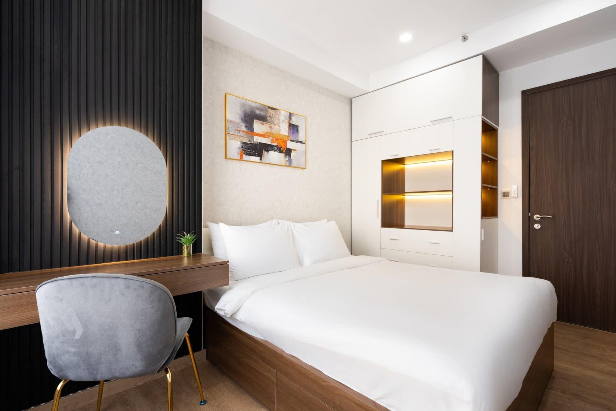 2-Bedroom Apartment