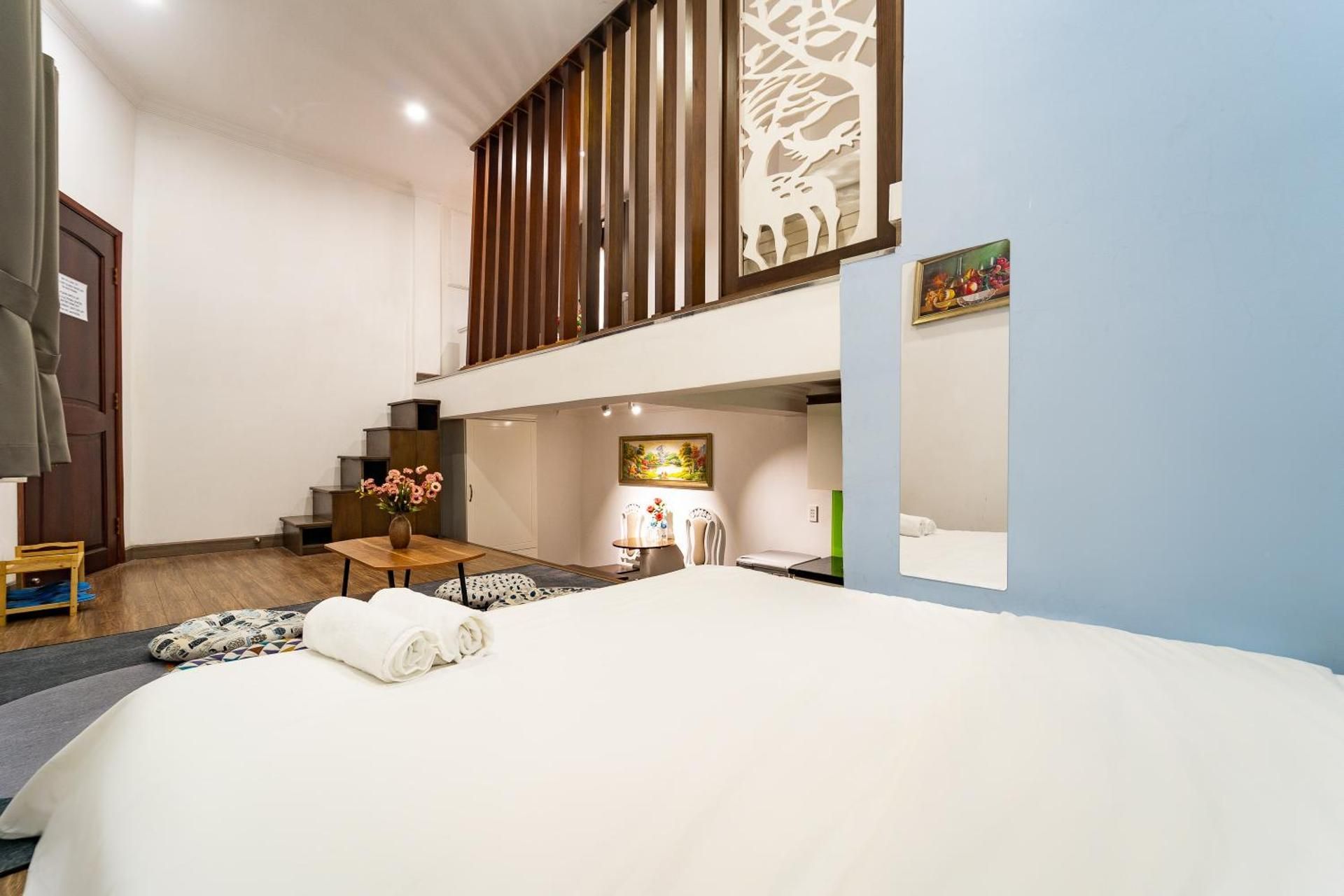 Studio with Balcony
