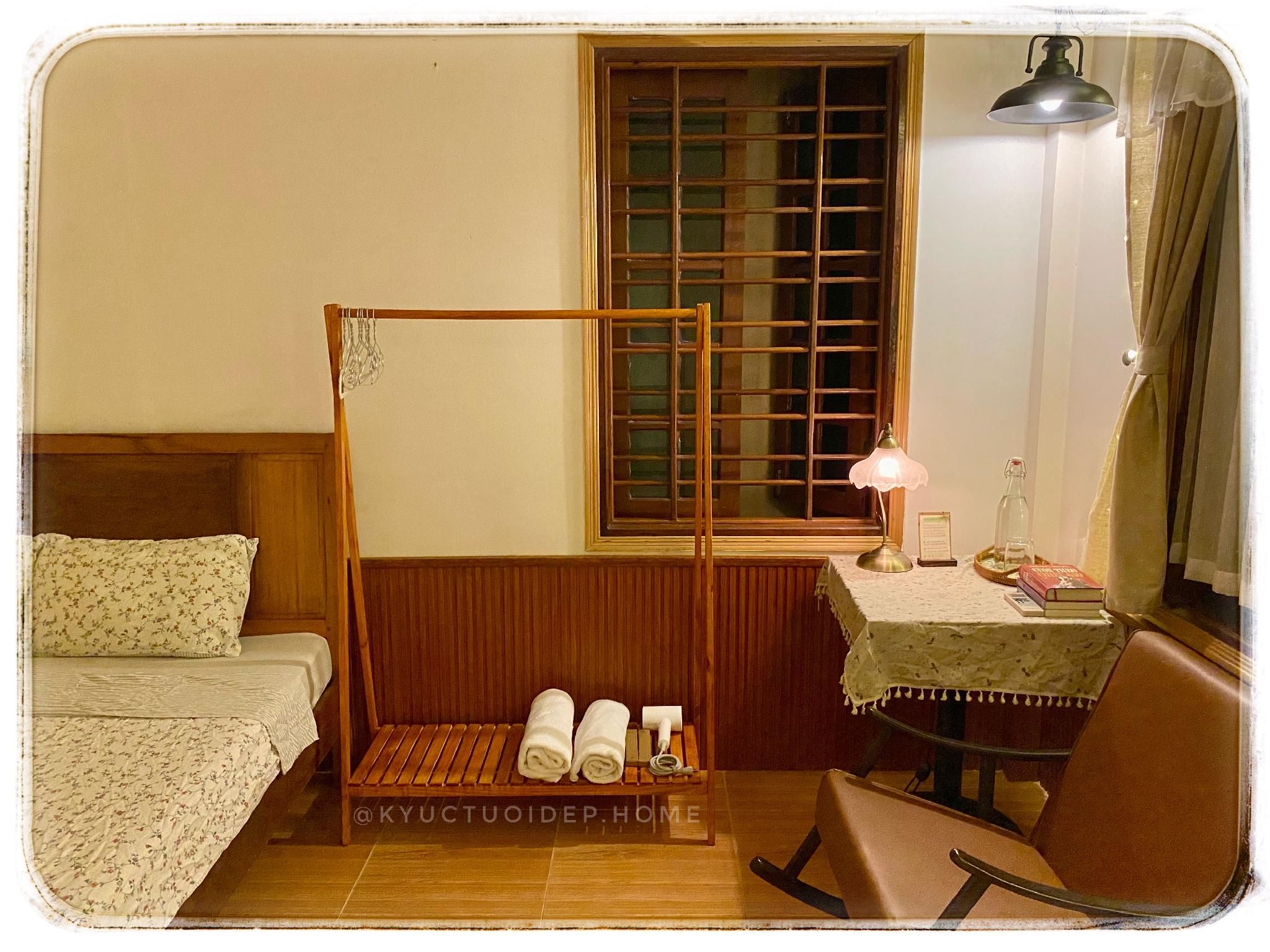 Double Room with Bathtub