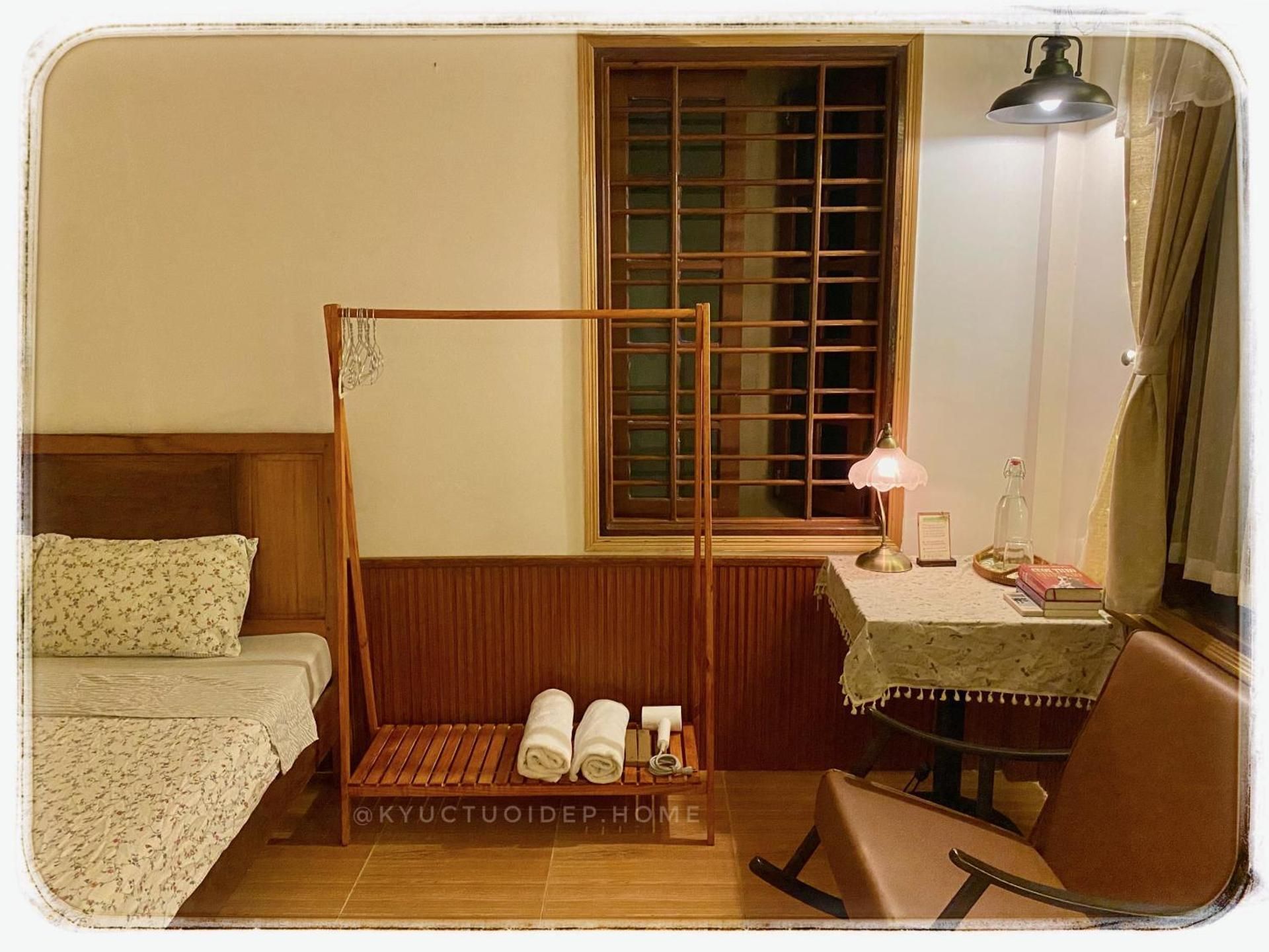 Double Room with Private Bathroom