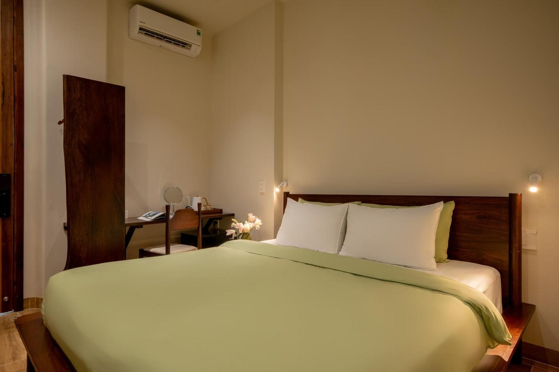 King Room with Balcony