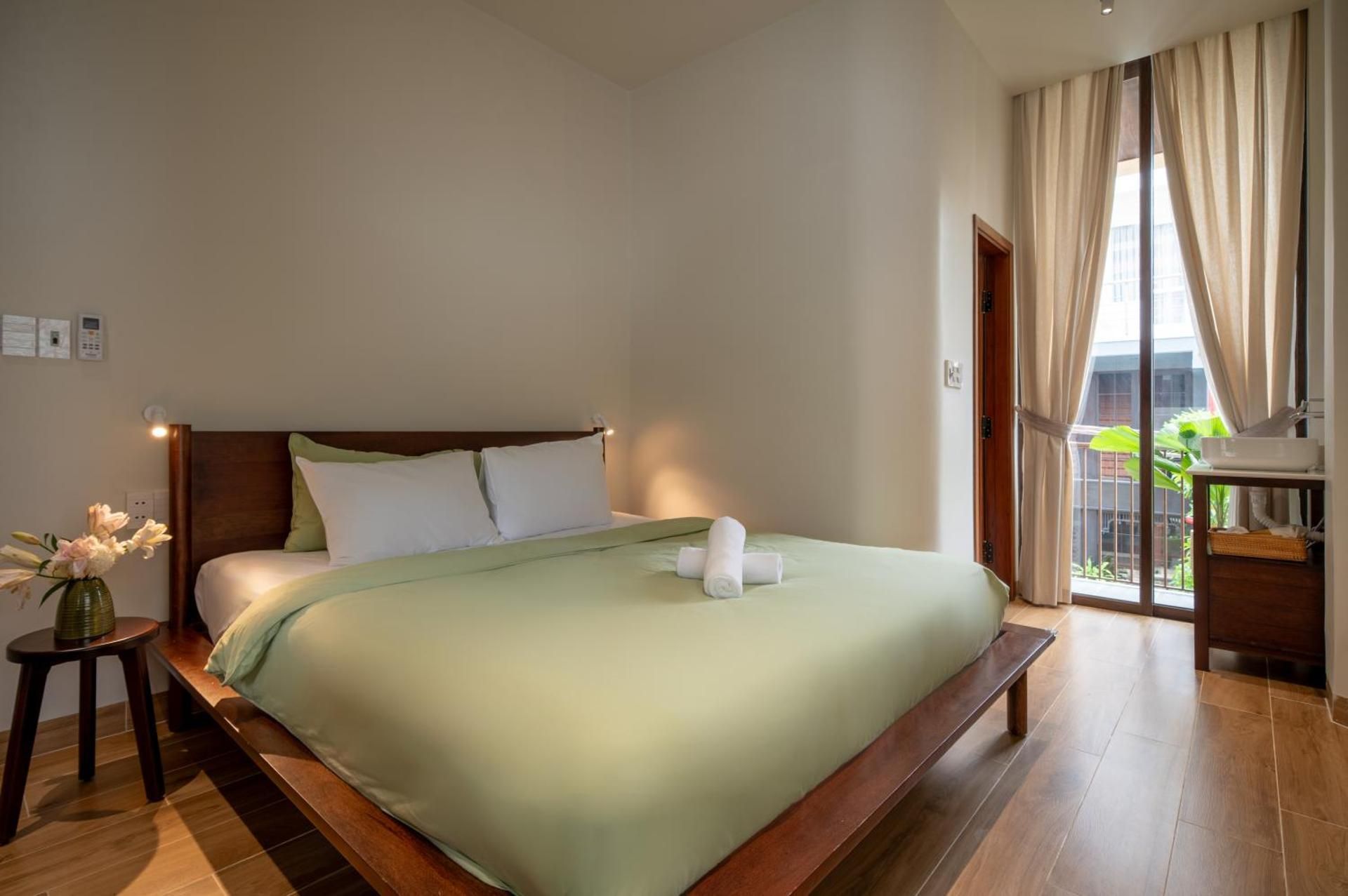 Queen Room
