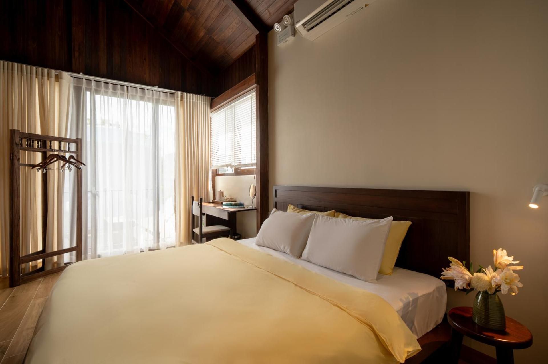 Quadruple Room with Balcony