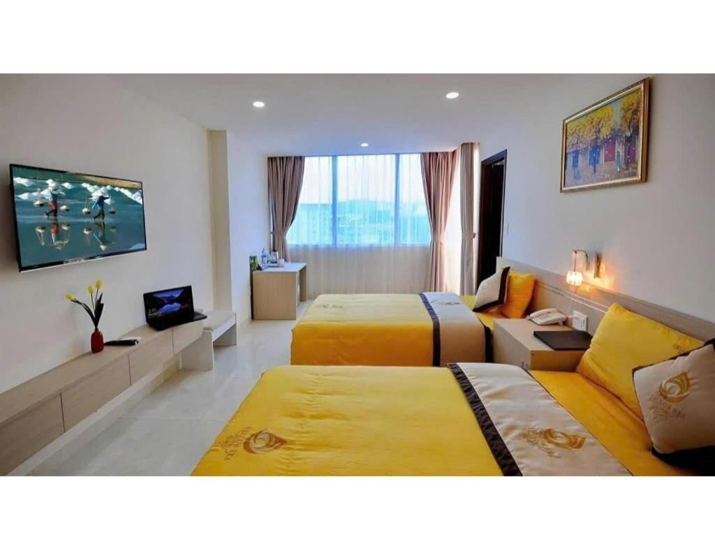 Deluxe Triple Room