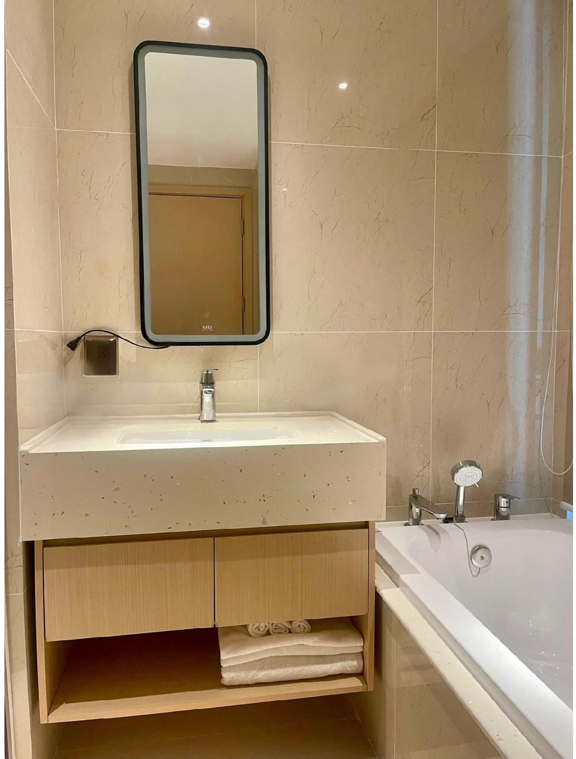 Deluxe Mountain View