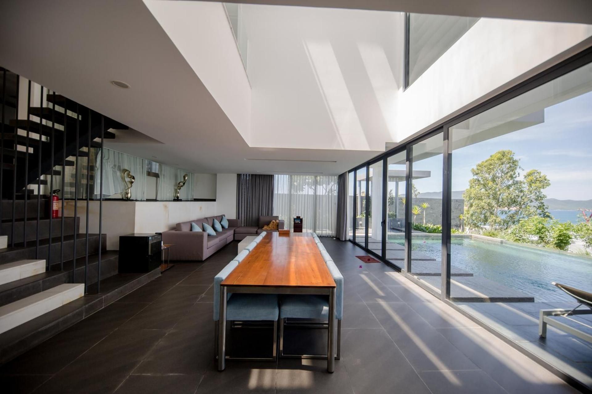 Four-Bedroom V5 Pool Villa