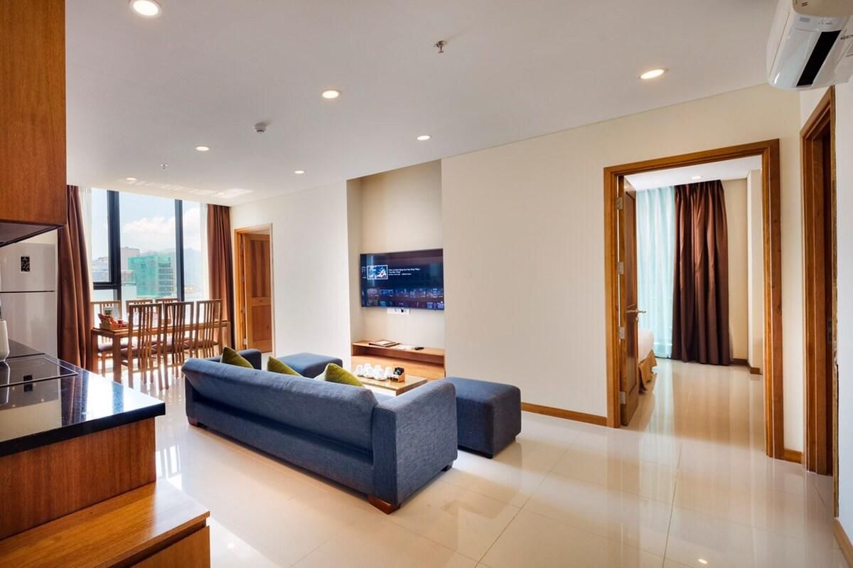 Maple Spacious 3 bedroom apartment with balcony