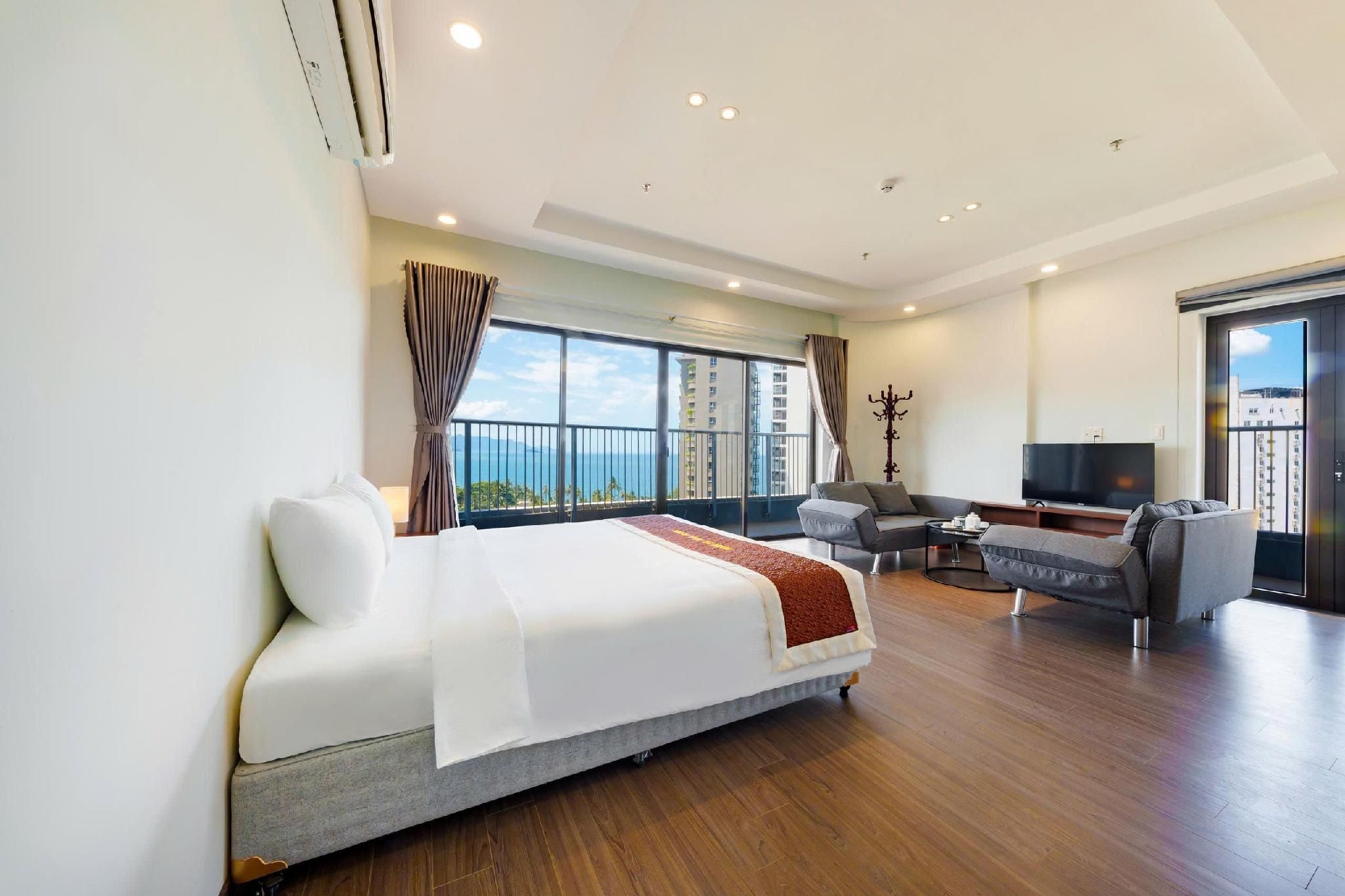 Family Double Room for 6 Adults