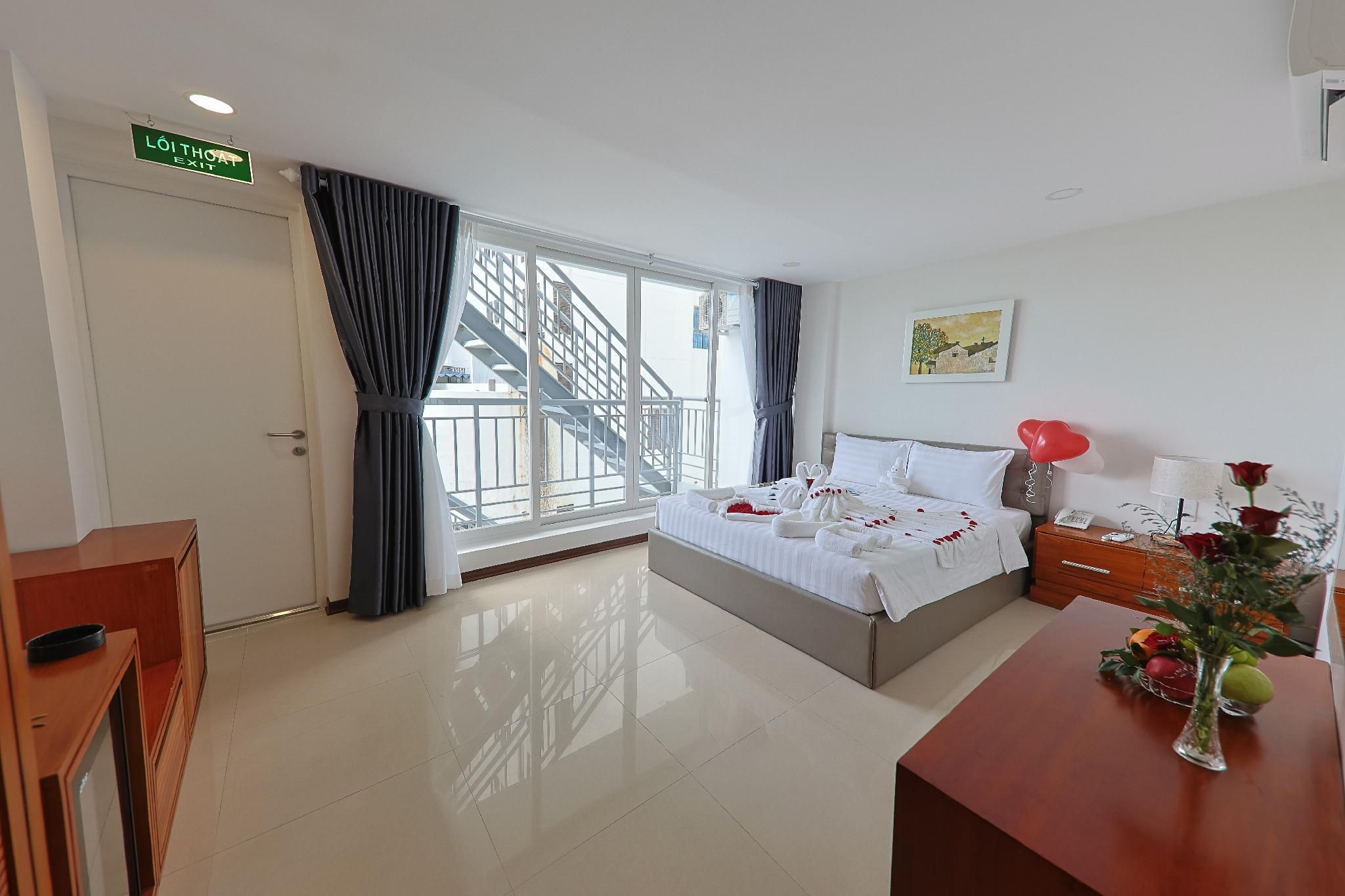 Deluxe Double Sea View