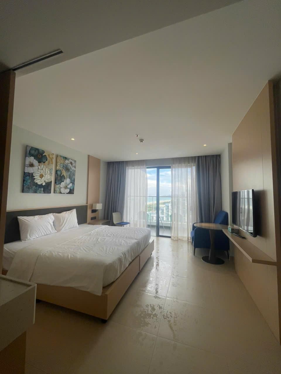 Deluxe Sea View