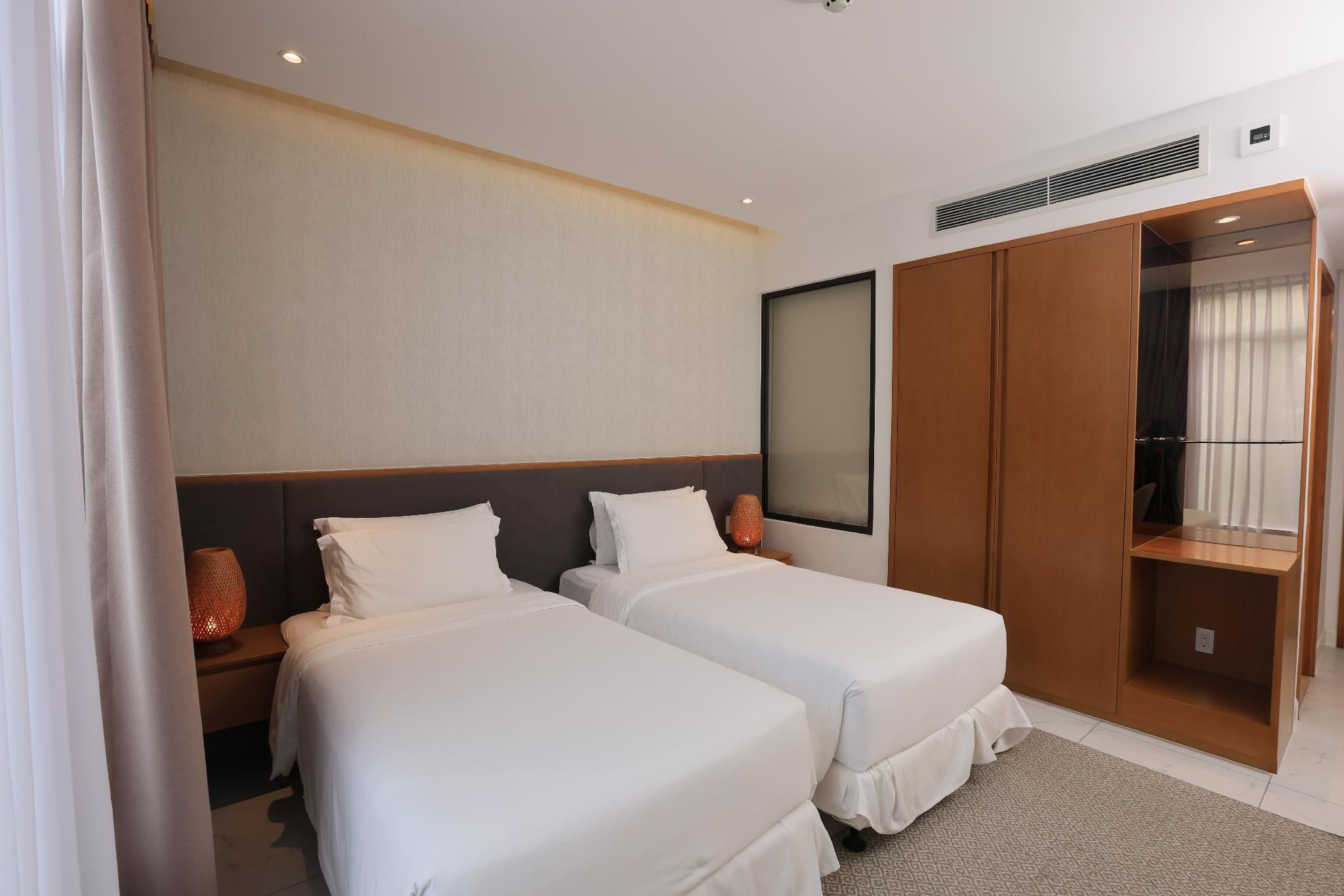 Hotel Deluxe Room