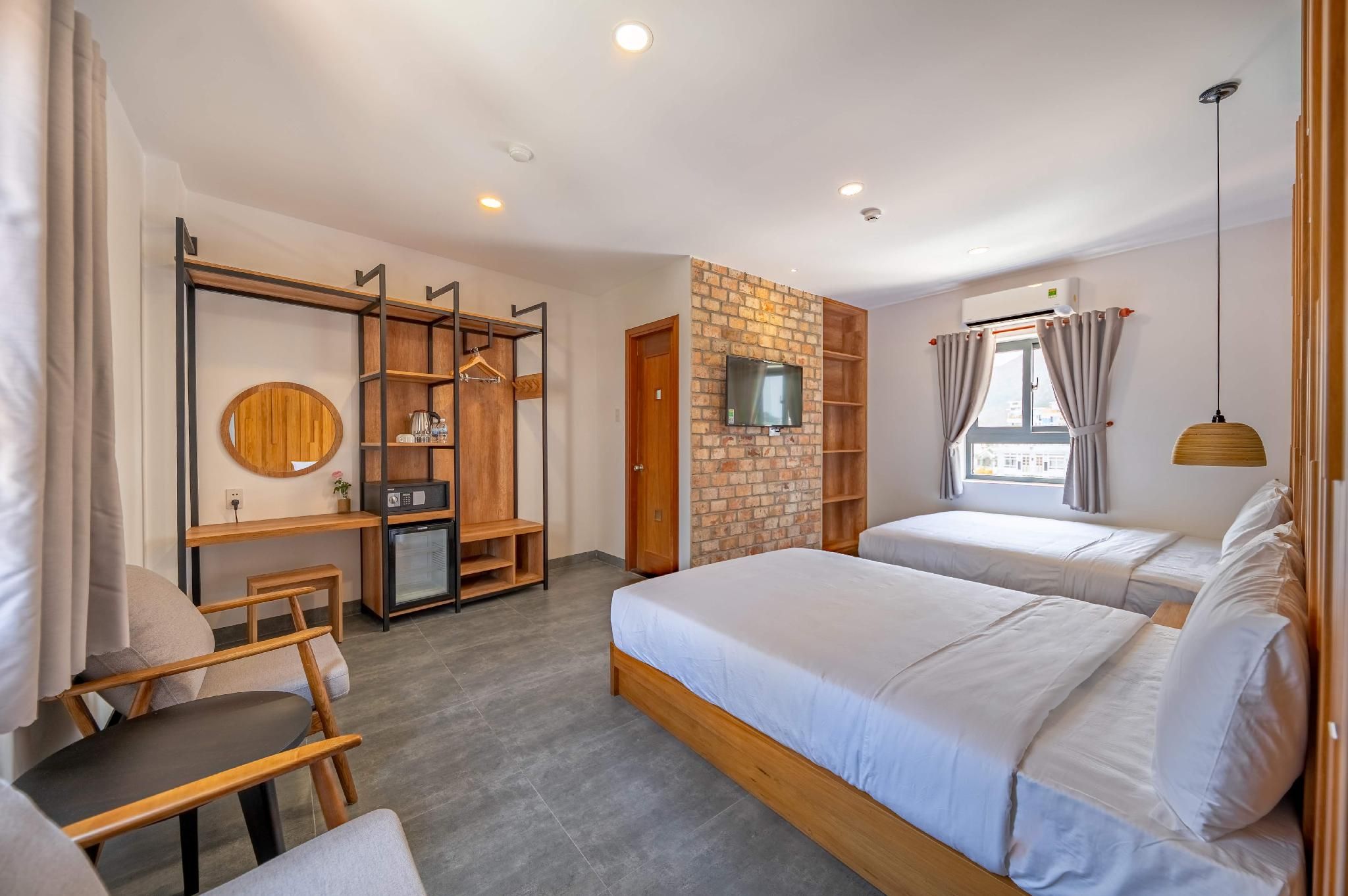 Comfort Quadruple Room